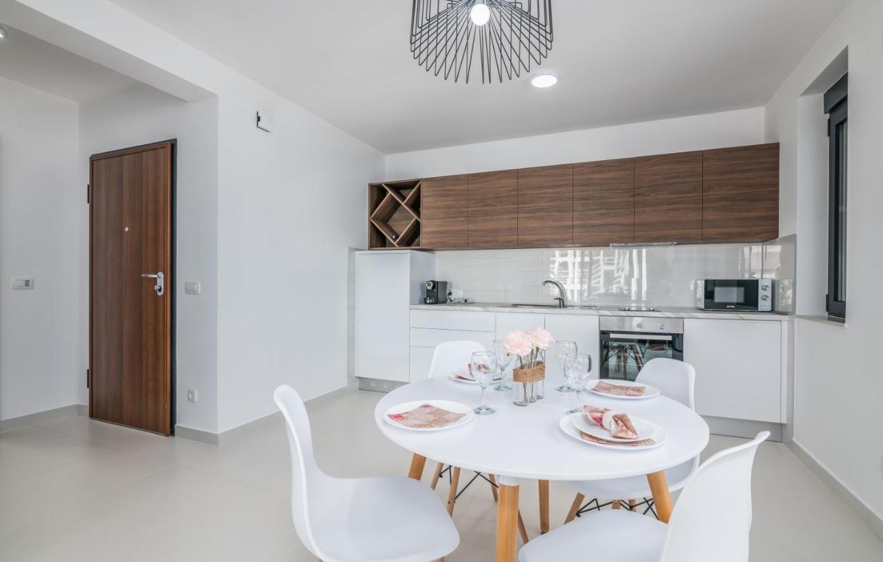 Vila Stemark Njivice Bagian luar foto